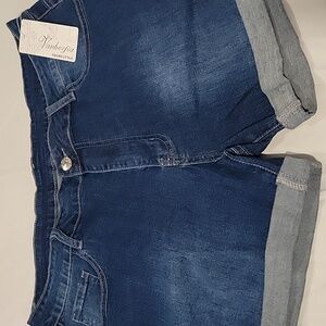 NWT Vanberfia Women's Stretchy Denim Mid Rise Jean Shorts with Pockets. SZ XXL
